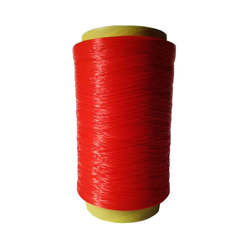 Polyester tincta pro funibus